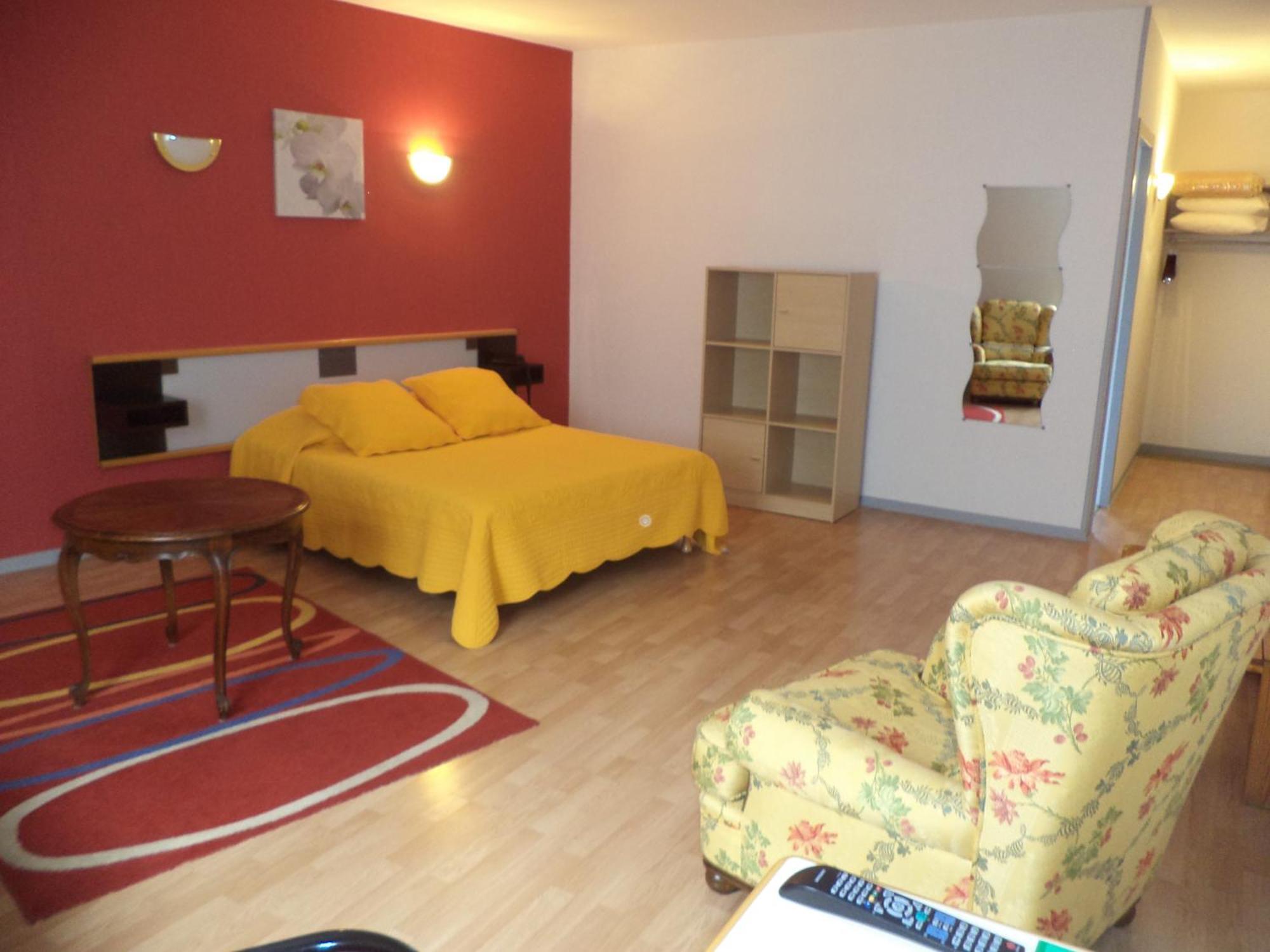 Au Logis Des Ours Belfort Nord Offemont Εξωτερικό φωτογραφία